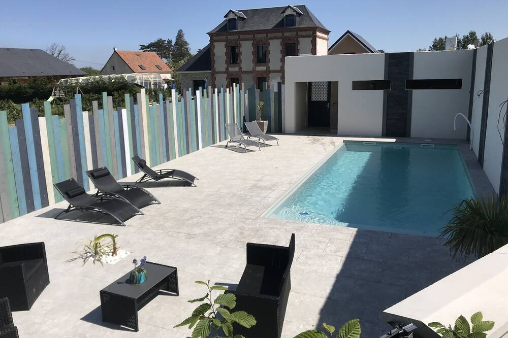 Photo of Outdoor in Ablon