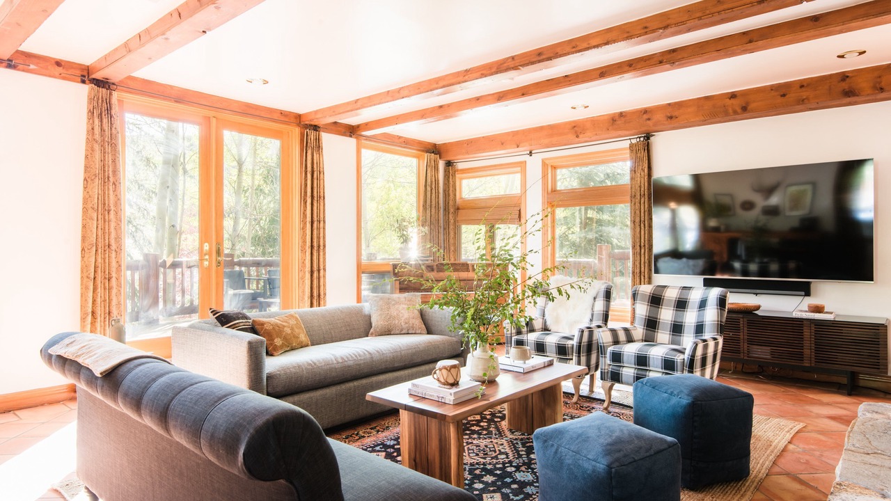 Photo of Livingroom in Deer Valley
