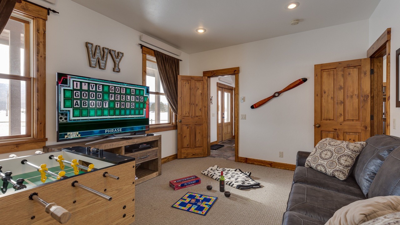 Photo of Bedroom in Alpine Northwest