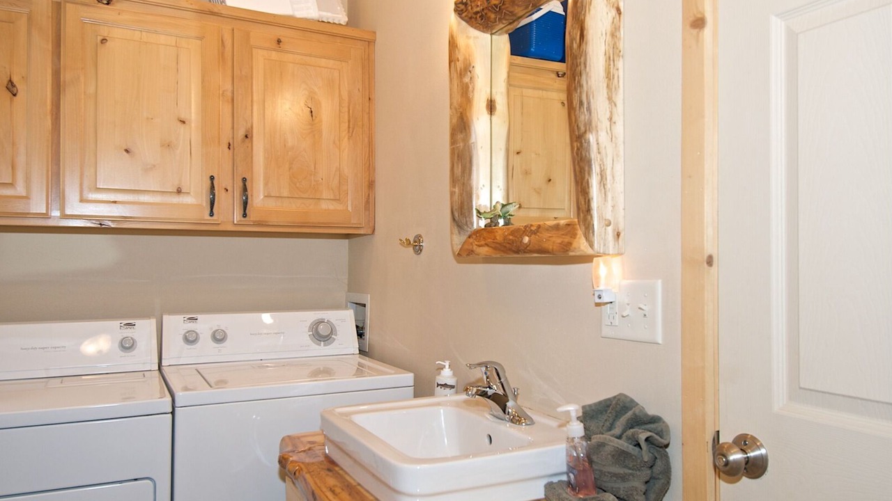 Photo of Bedroom in Island Park