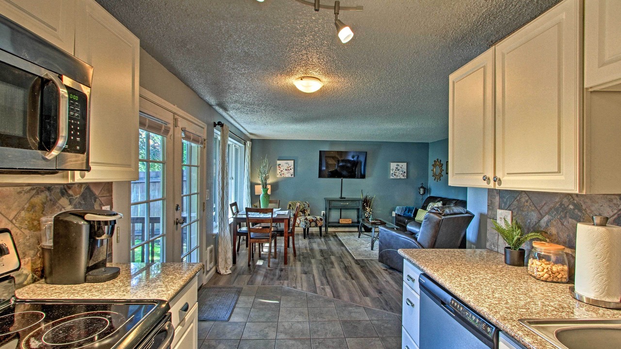 Photo of Kitchen in McChord Field
