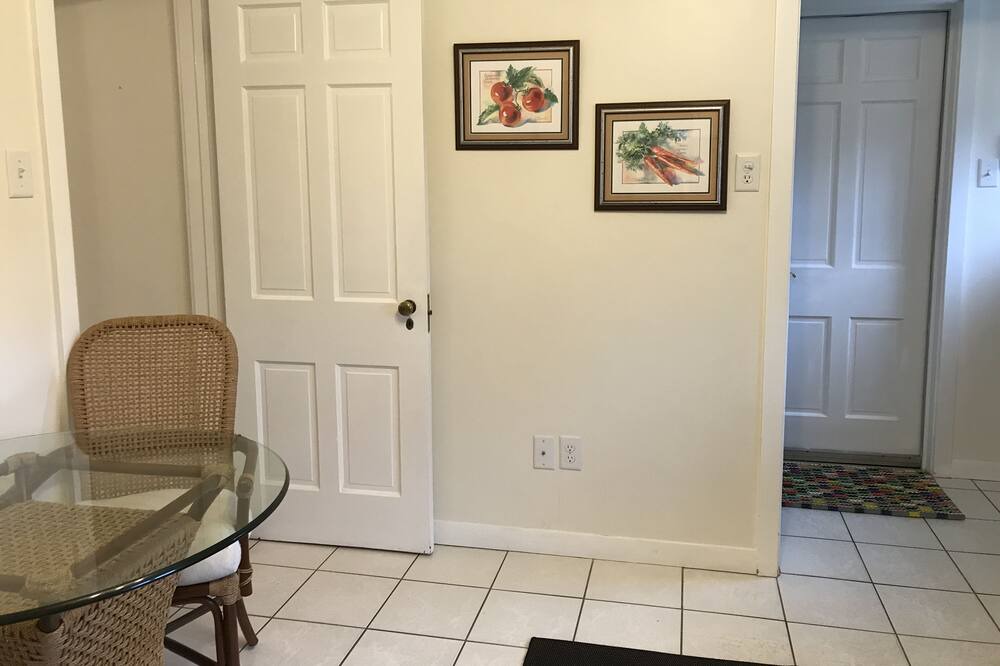Photo of Bedroom in Utica