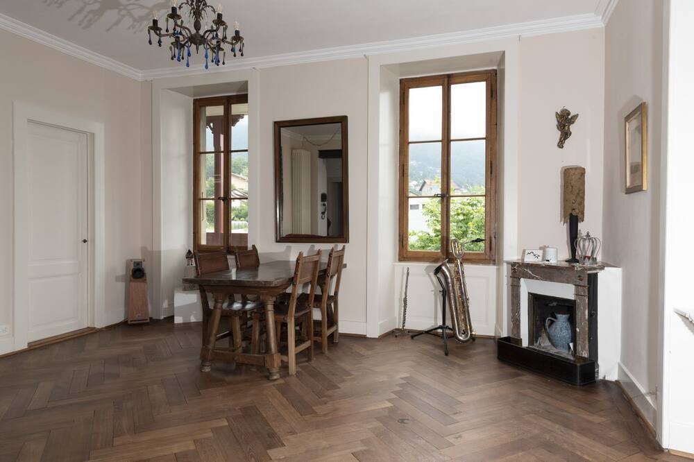 Photo of Livingroom in Saint-Legier-La Chiesaz