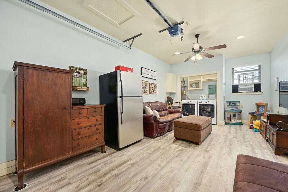 Photo of Livingroom in Briarcliff