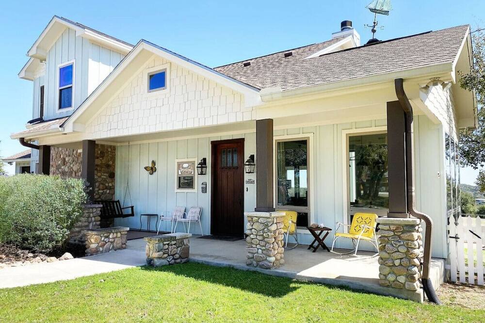 Photo of Outdoor in Briarcliff