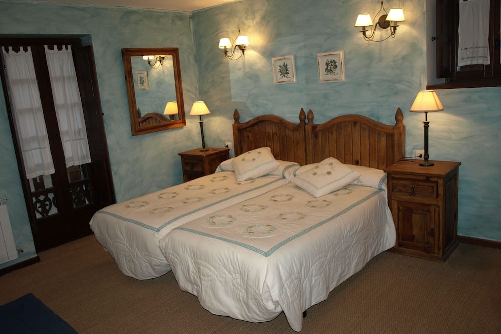 Photo of Bedroom in Aia