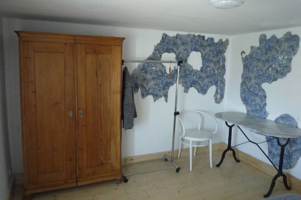 Photo of Bedroom in Eschbourg