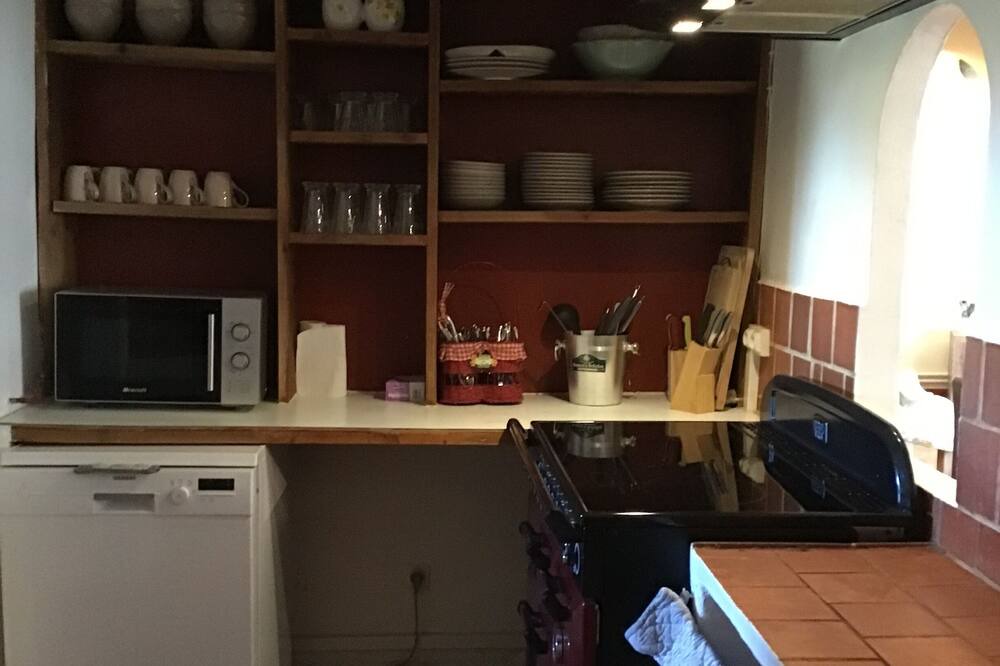 Photo of Kitchen in Loriol-du-Comtat