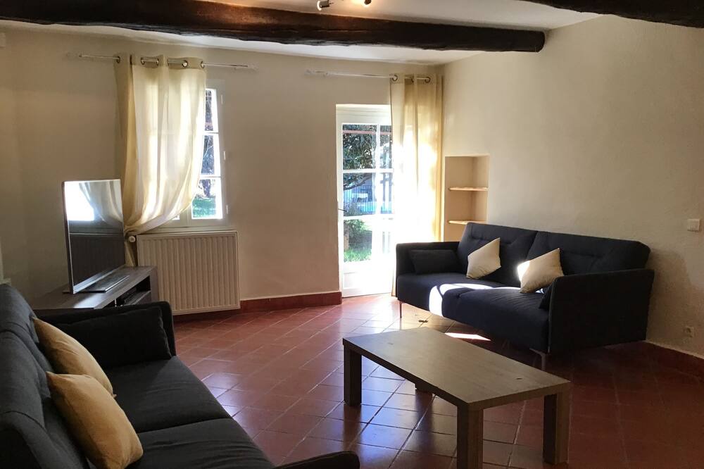 Photo of Livingroom in Loriol-du-Comtat