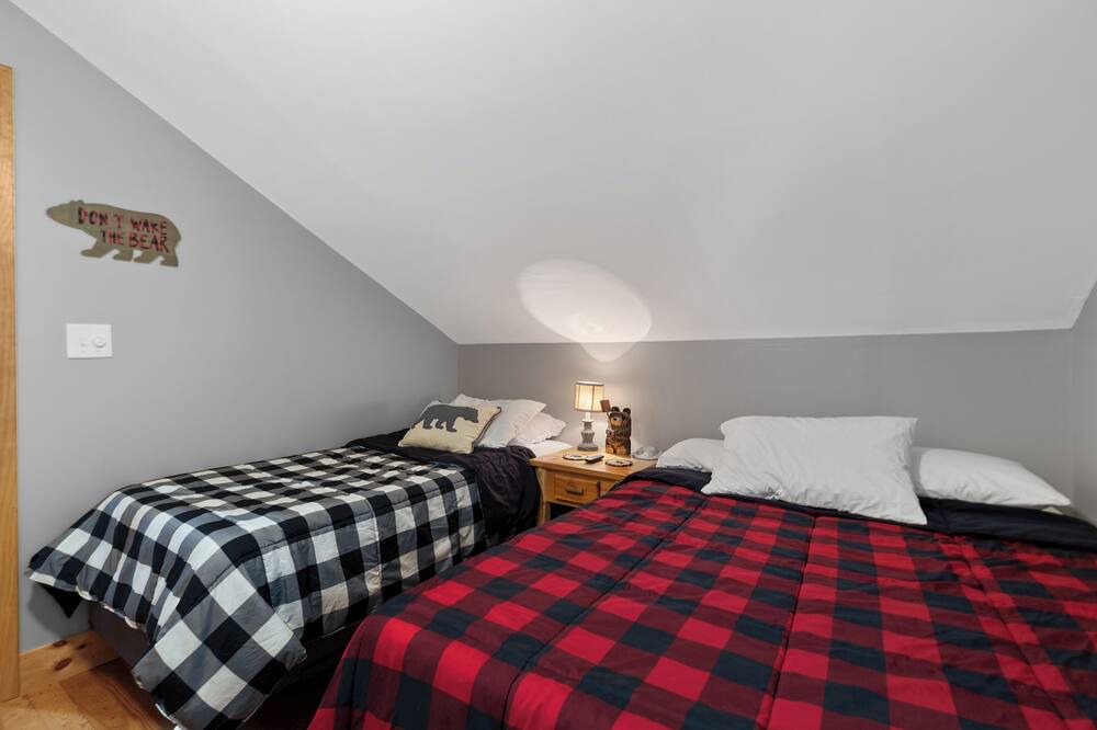 Photo of Bedroom in Hadley