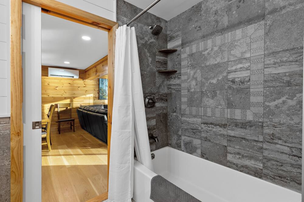 Photo of Bathroom in Hadley