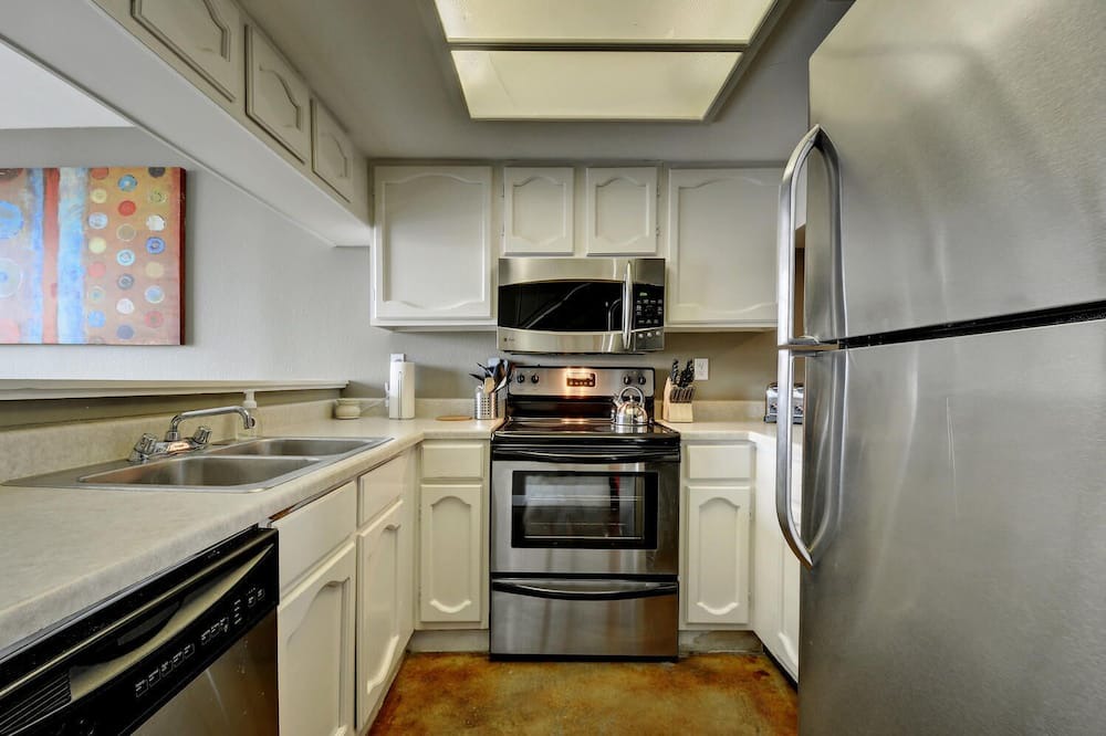 Photo of Kitchen in Civic District