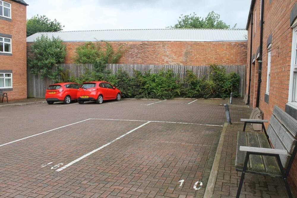 Photo of Others in Diglis