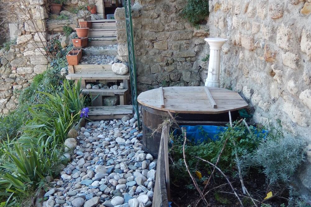 Photo of Outdoor in Magalas