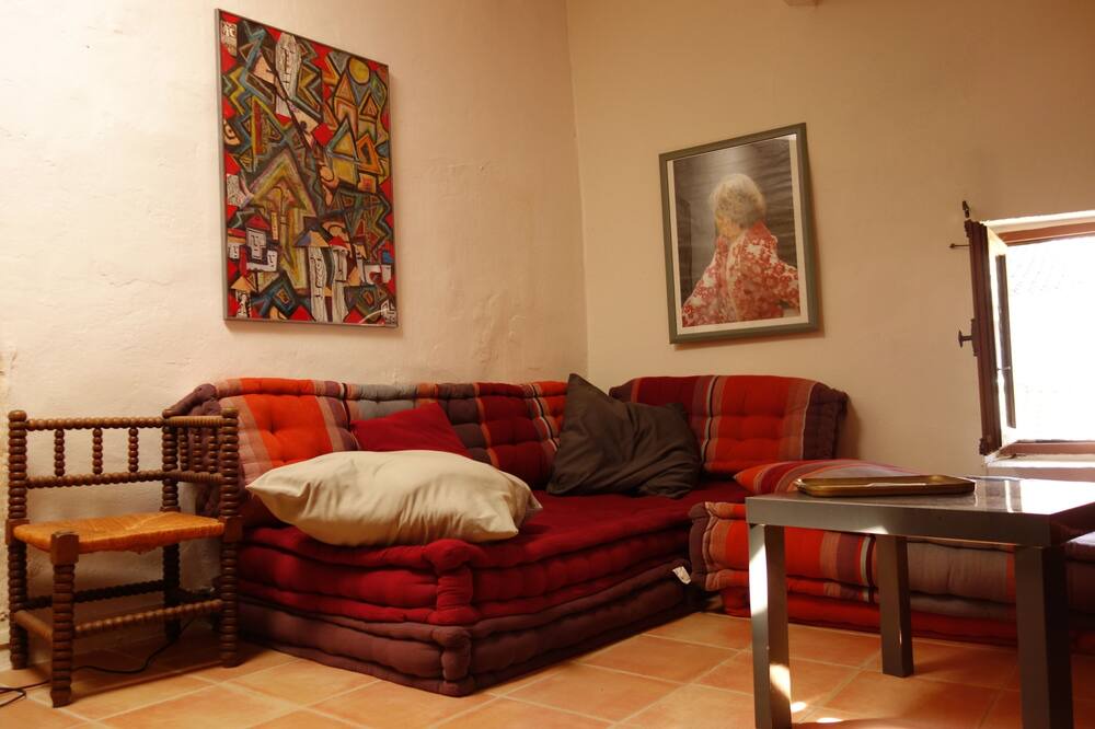 Photo of Livingroom in Magalas