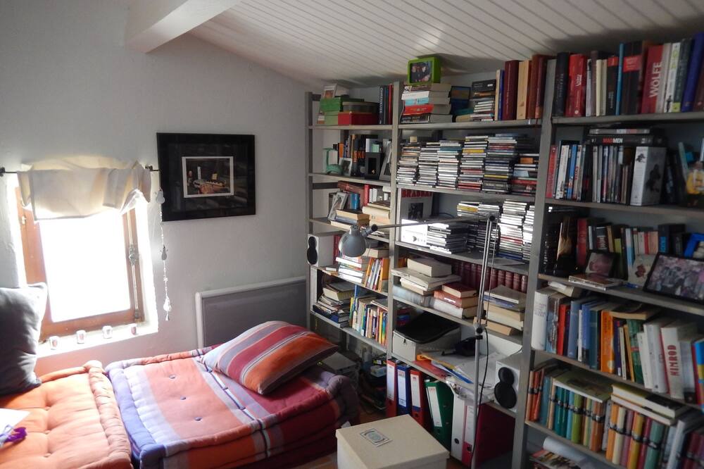 Photo of Bedroom in Magalas