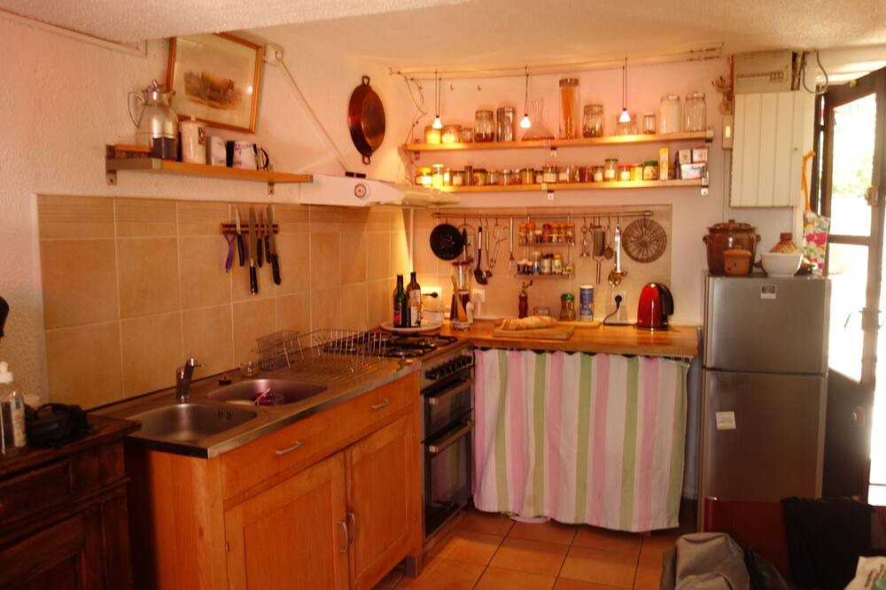 Photo of Kitchen in Magalas