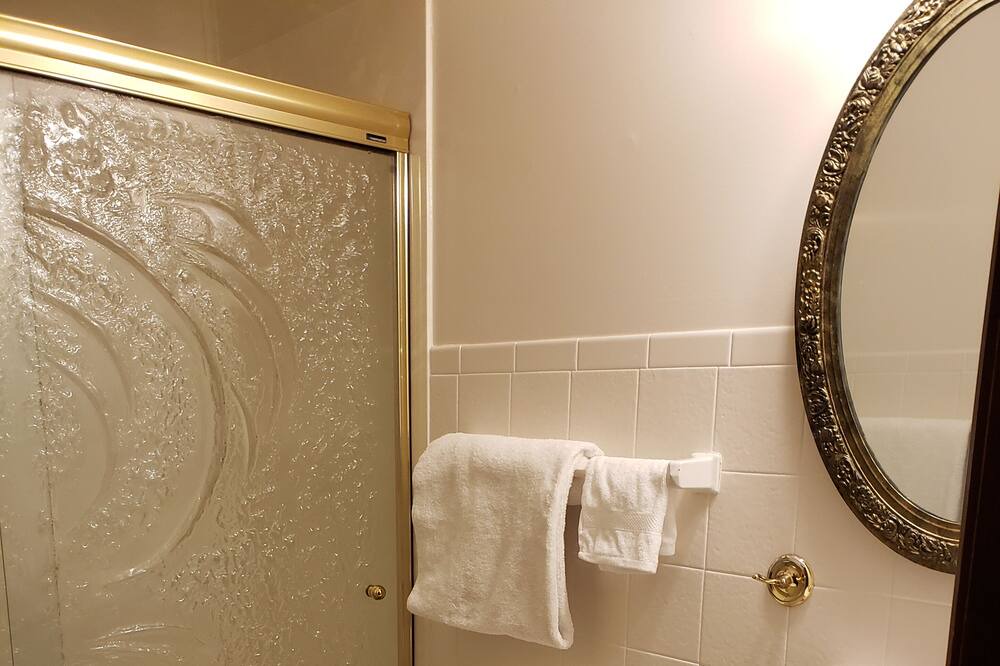 Photo of Bathroom in Westminster