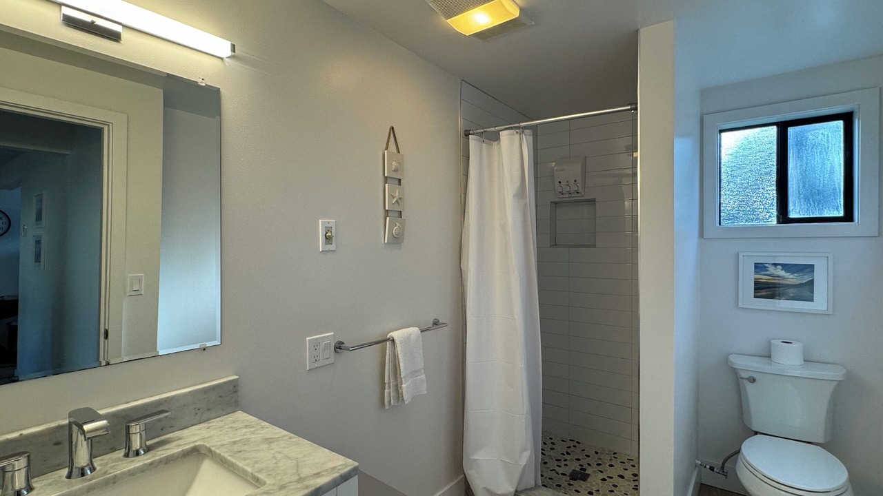 Photo of Bathroom in Manzanita