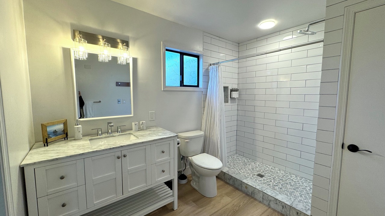 Photo of Bathroom in Manzanita