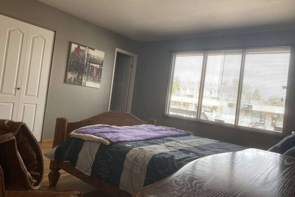 Photo of Bedroom in Laval