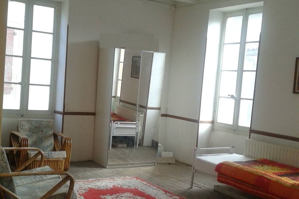 Photo of Bedroom in Le Pont de Cirou
