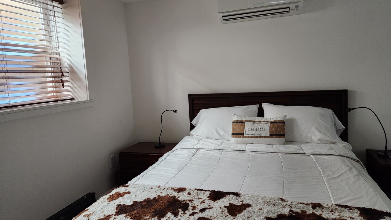 Photo of Bedroom in Long Beach