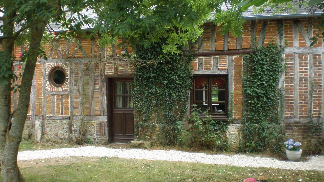 Photo of Buildings in Saint-Clair-d'Arcey