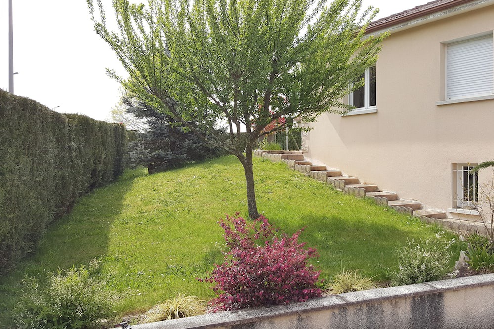 Photo of Outdoor in Beaune-les-Mines