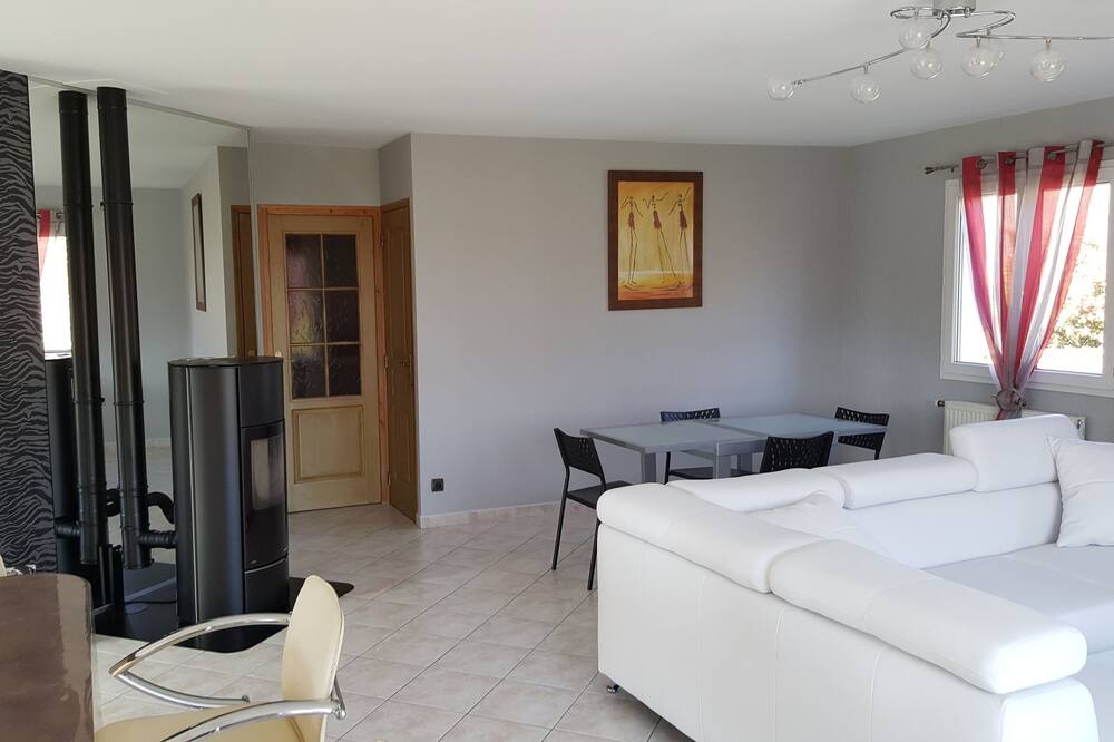 Photo of Livingroom in Beaune-les-Mines