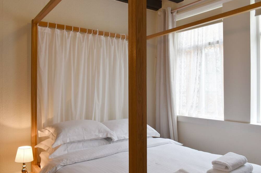 Photo of Bedroom in Whitby