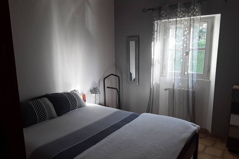 Photo of Bedroom in Gard Rhodanien