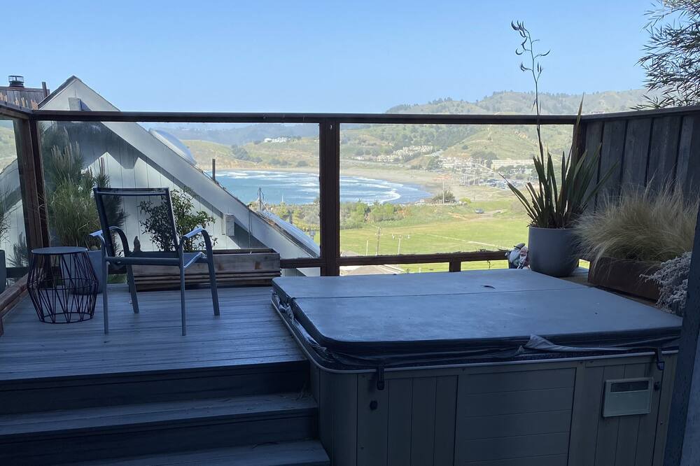 Photo of Patio Balcony in Pedro Point