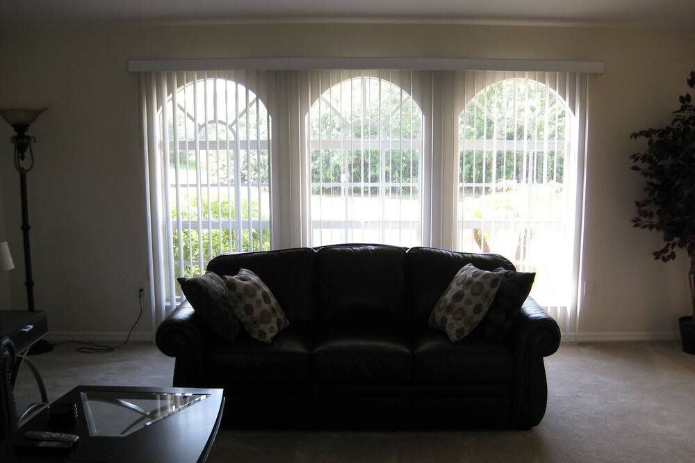 Photo of Livingroom in Pine Valley