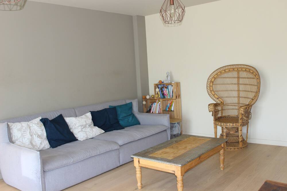 Photo of Livingroom in Granges-les-Beaumont