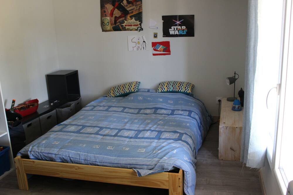 Photo of Bedroom in Granges-les-Beaumont