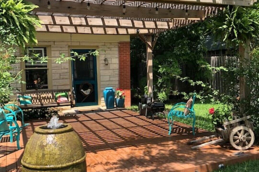 Photo of Outdoor in Round Rock Original Plat