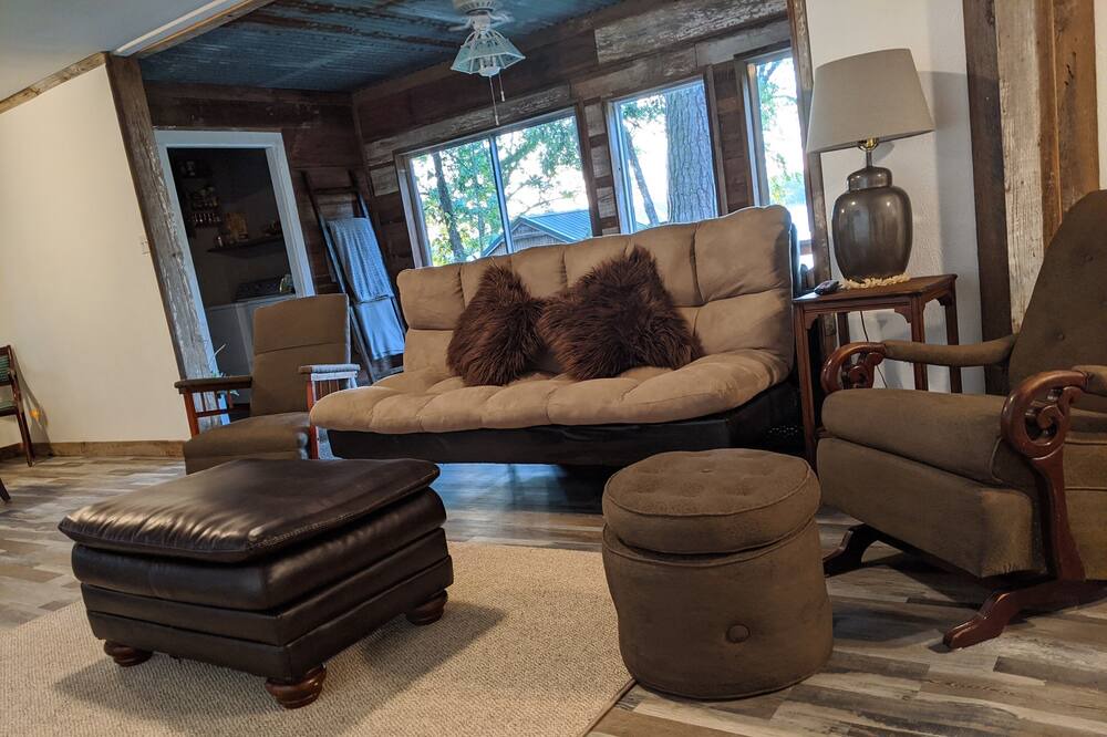 Photo of Livingroom in Murchison