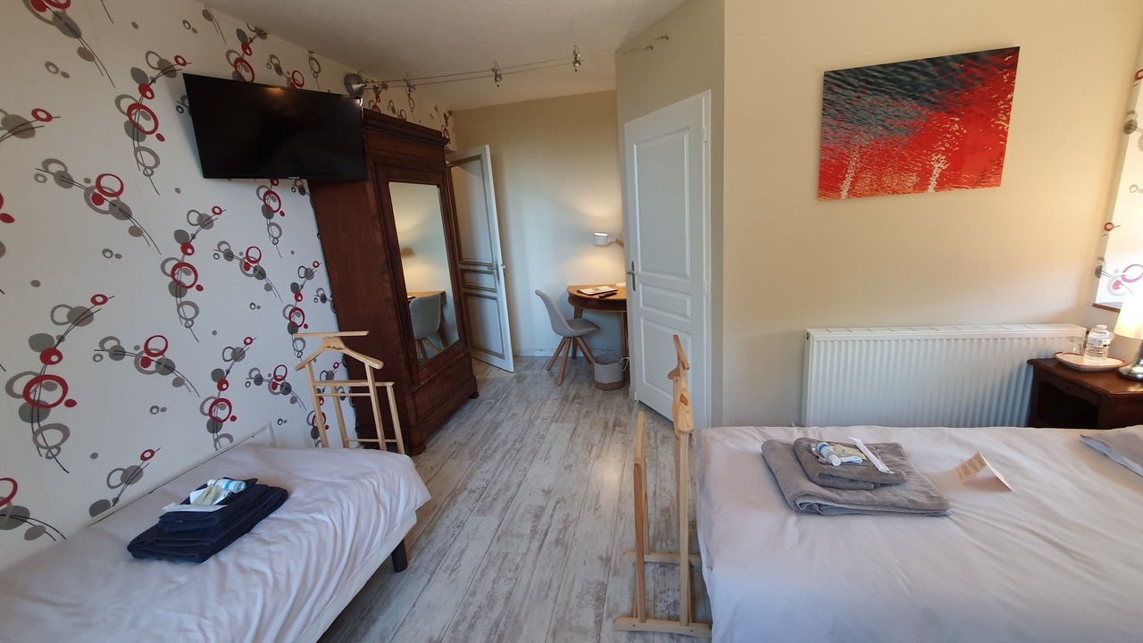 Photo of Others in Dampierre-sur-Salon