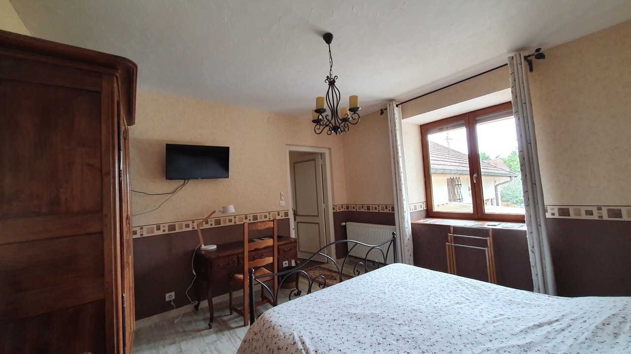 Photo of Bathroom in Dampierre-sur-Salon