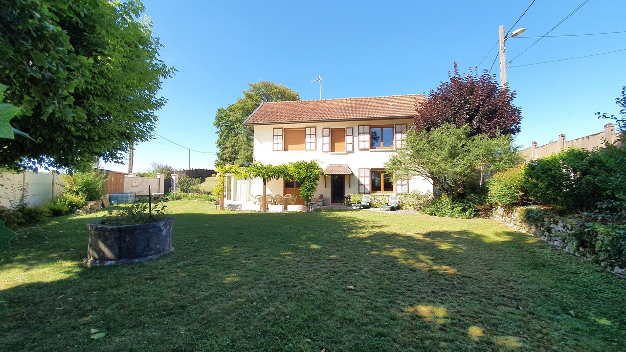 Photo of Outdoor in Dampierre-sur-Salon