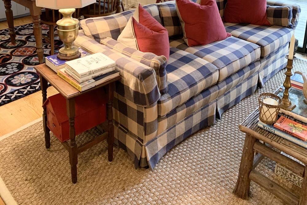 Photo of Livingroom in Cullowhee