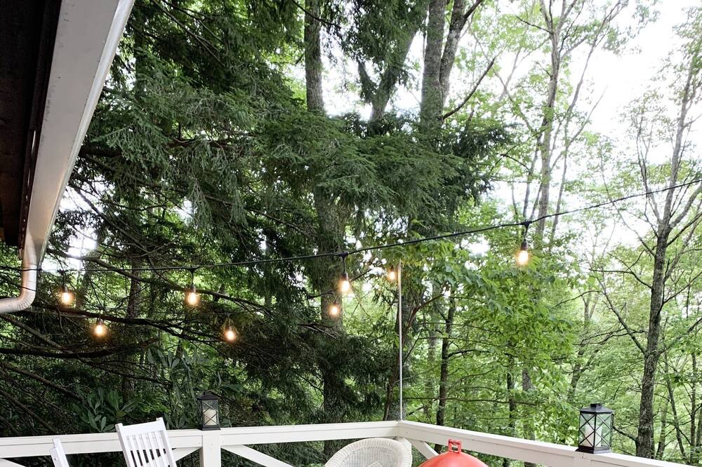 Photo of Patio Balcony in Cullowhee