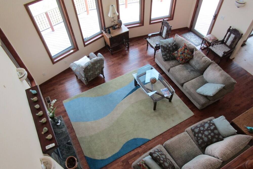 Photo of Livingroom in Crofton