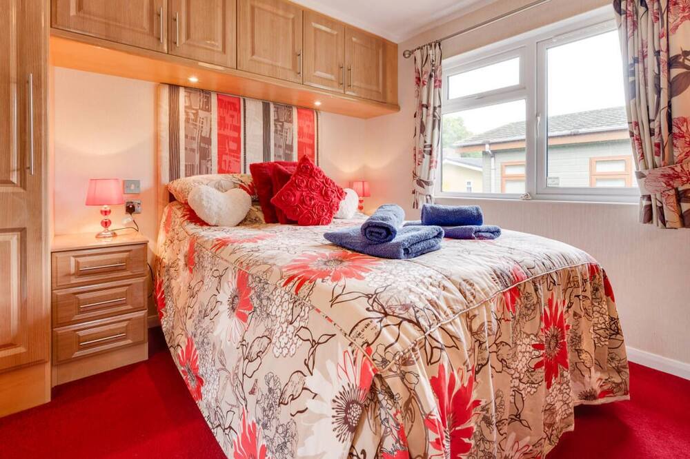 Photo of Bedroom in Amroth
