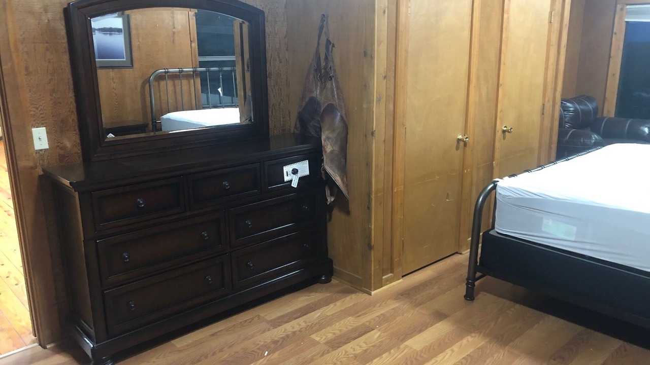 Photo of Bedroom in Shreveport