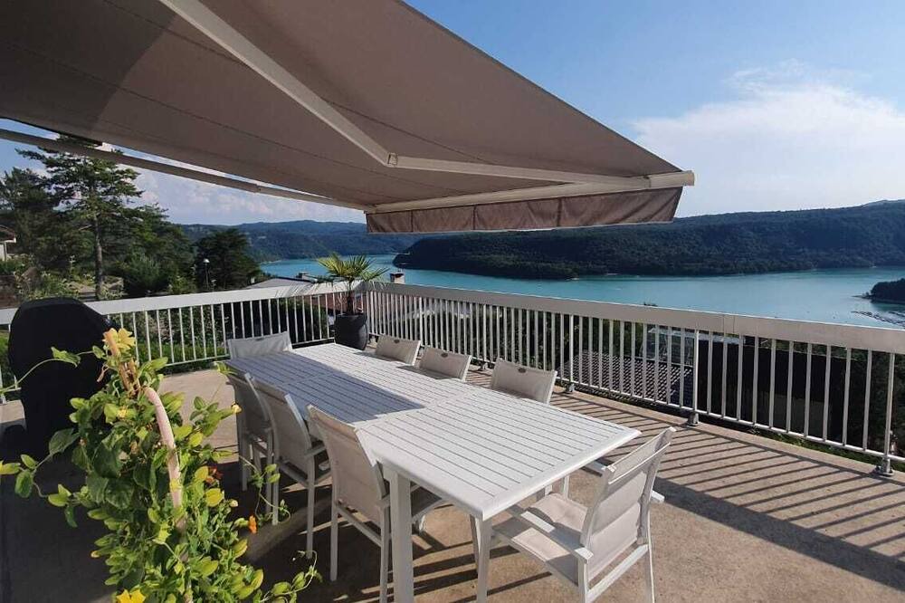 Photo of Patio Balcony in Charchilla