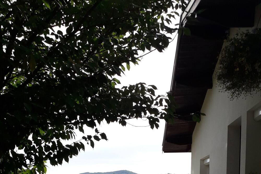 Photo of Patio Balcony in Charchilla
