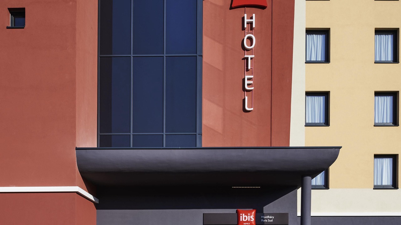 Photo of Outdoor in Montlhery