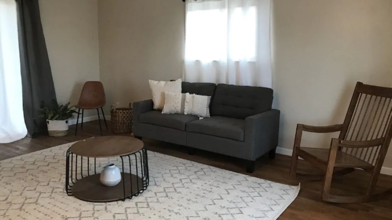 Photo of Livingroom in Leavittsburg